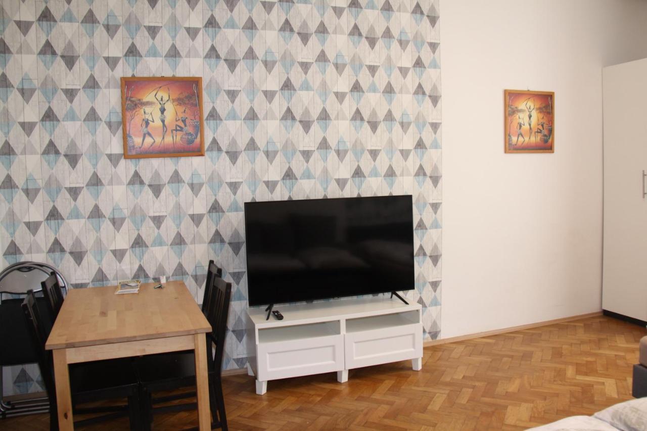Central Prague Wenceslas Square Apartments Zewnętrze zdjęcie