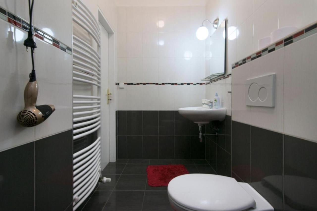 Central Prague Wenceslas Square Apartments Zewnętrze zdjęcie