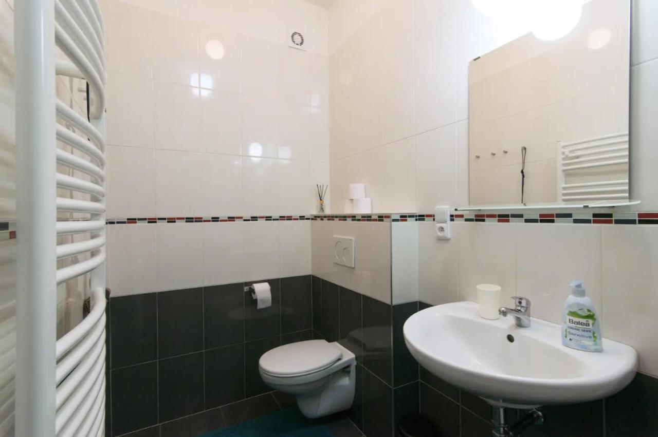 Central Prague Wenceslas Square Apartments Zewnętrze zdjęcie