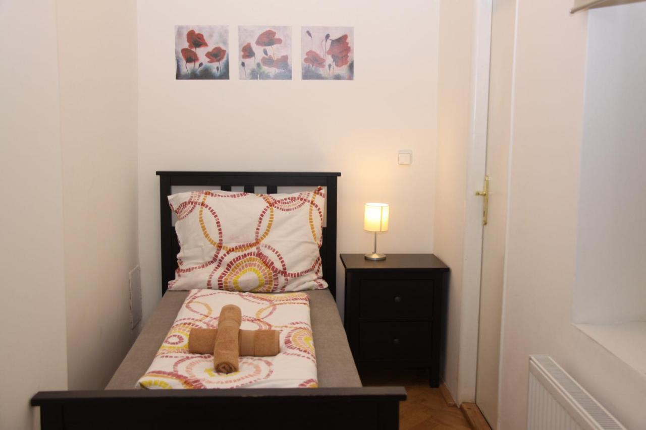 Central Prague Wenceslas Square Apartments Zewnętrze zdjęcie